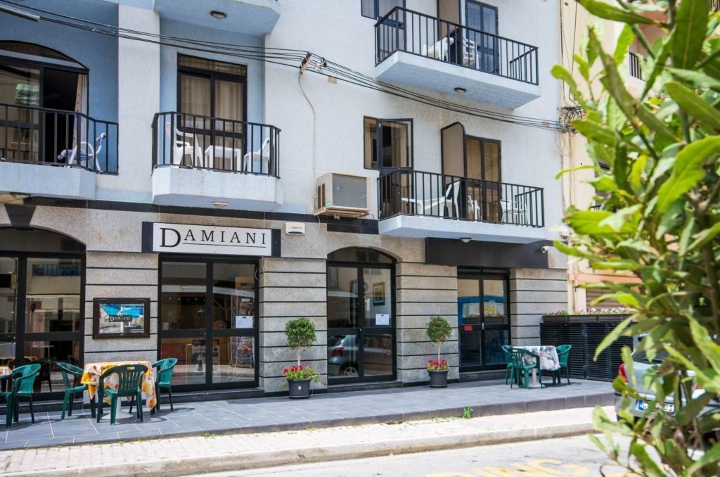 בּוּגִ'יבָּה Damiani Apartments מראה חיצוני תמונה